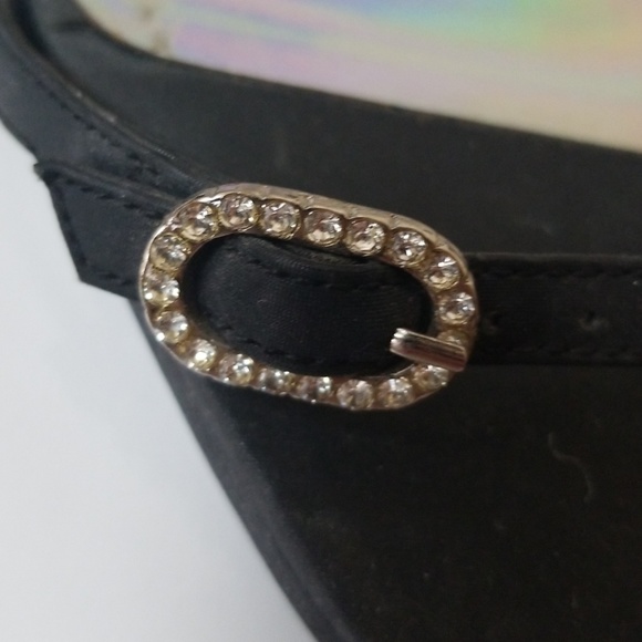 Retro Fun and Elegant Pumps size 9 - Picture 5 of 8